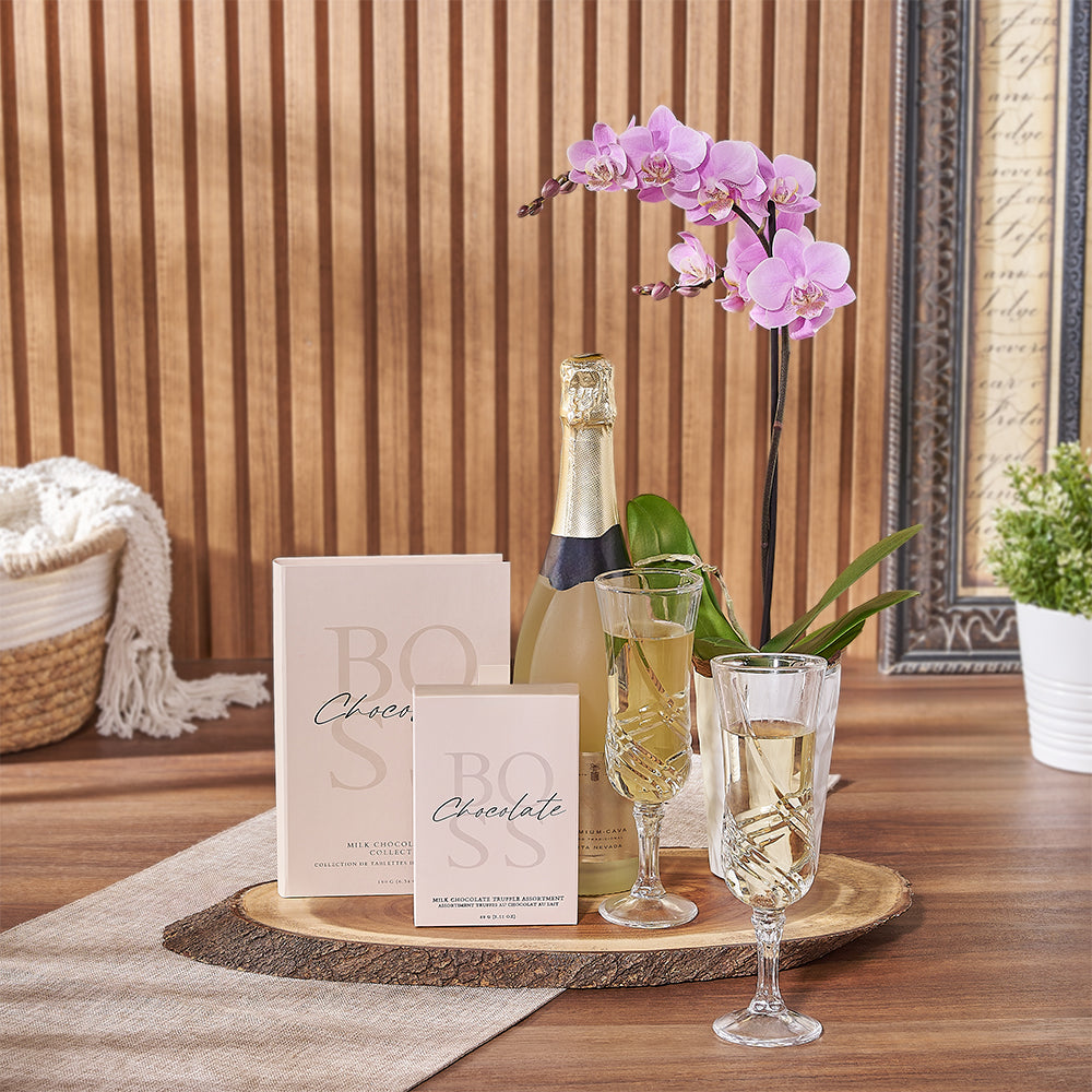 No Place Like Home Housewarming Basket, Hamilton – how the gift is presented