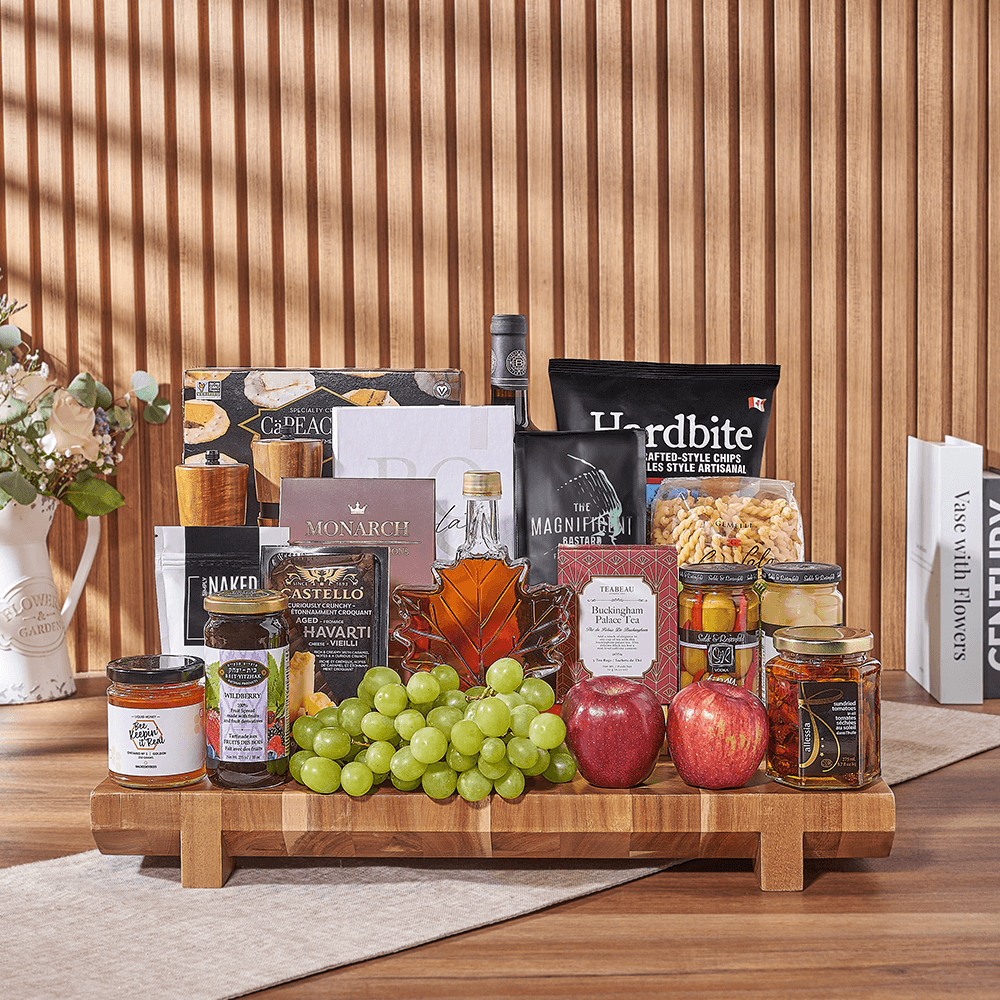 Kosher Wine and Gourmet Collection Basket – how the gift is presented