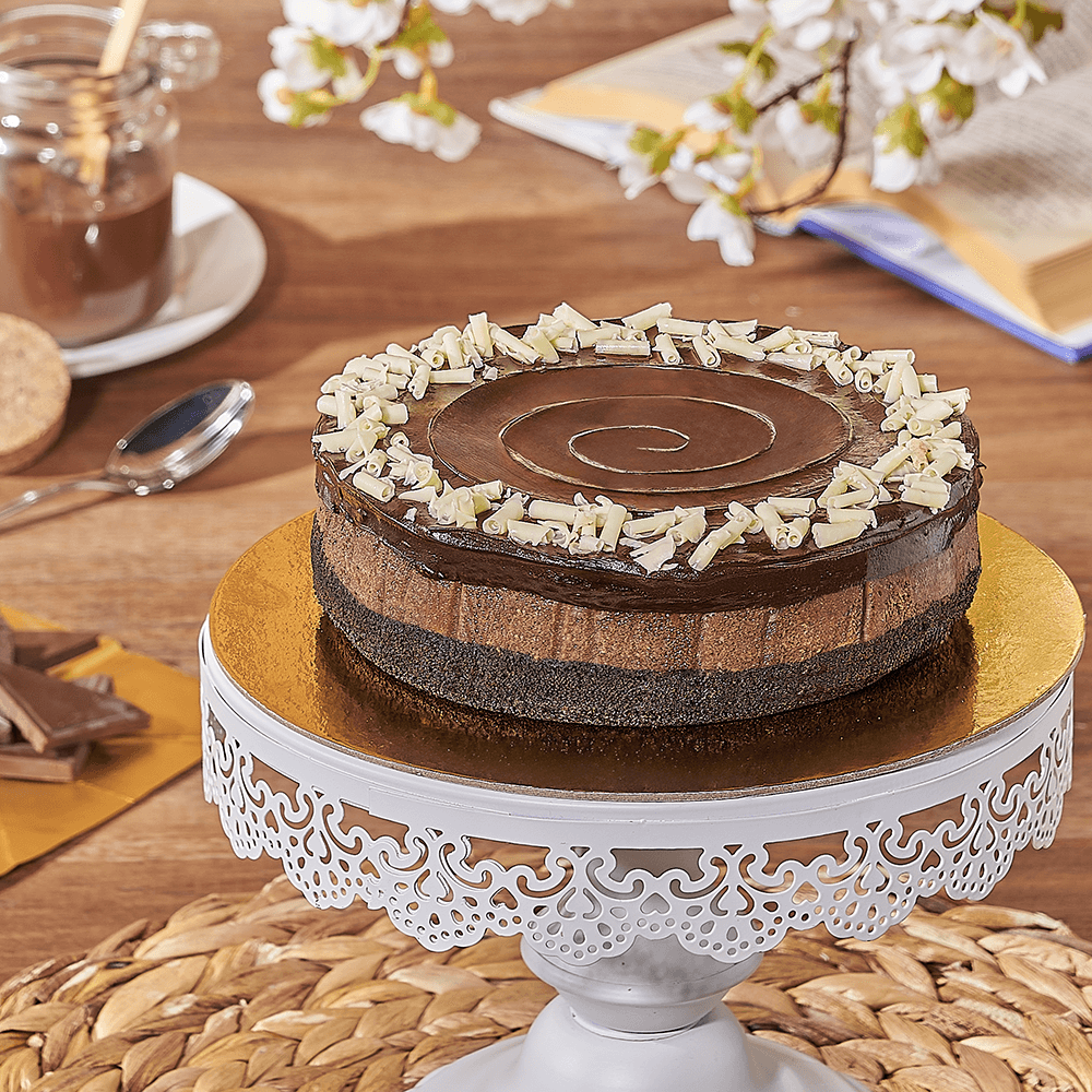 Chocolate Hazelnut Cheesecake – how the gift is presented