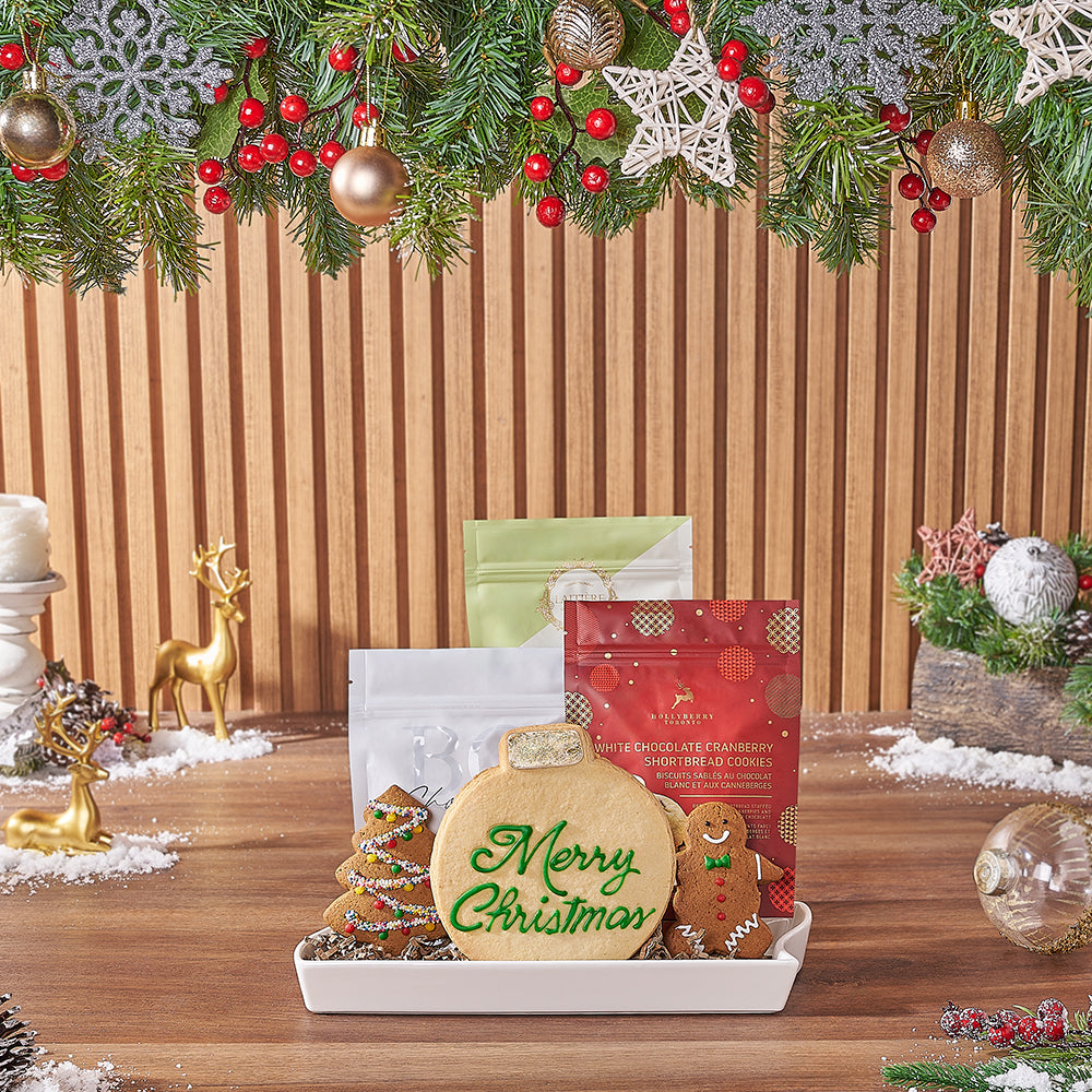 Christmas Cookie Basket with Ceramic Dish – how the gift is presented