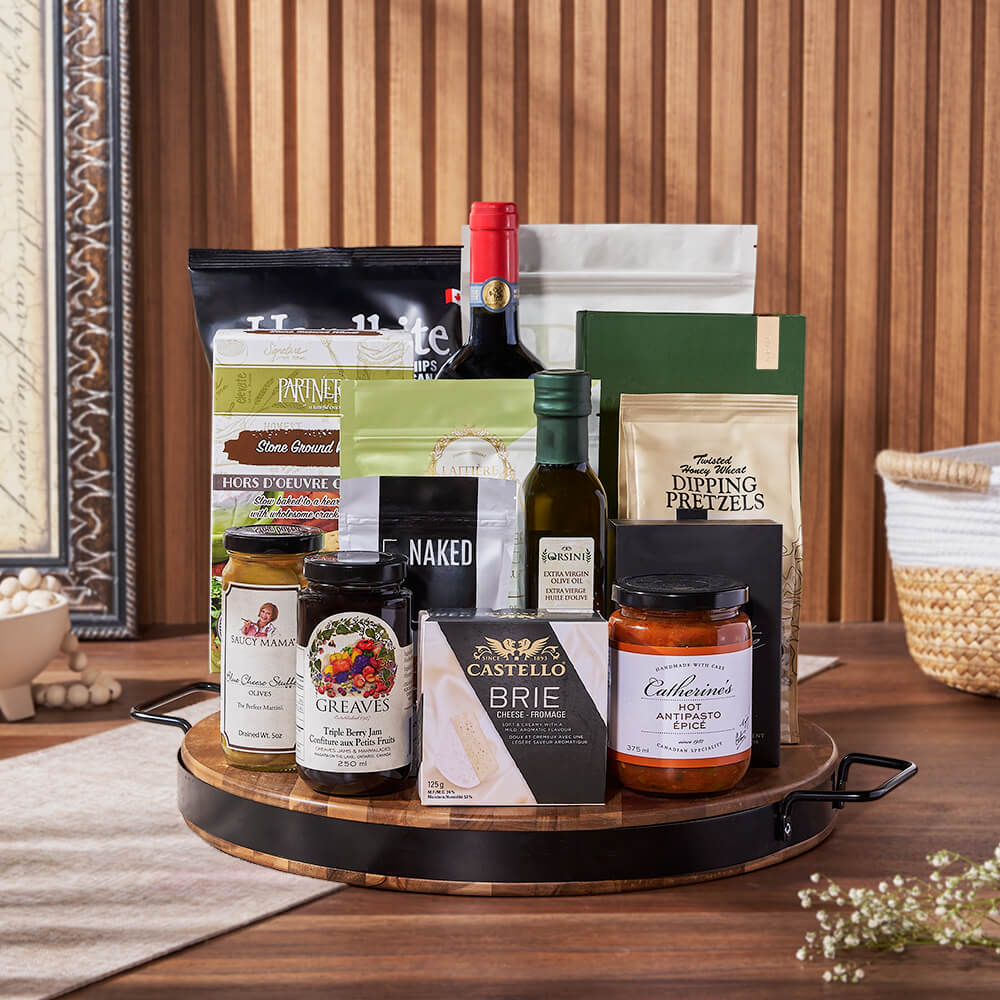 Wine and Treats Serving Gift Basket – how the gift is presented