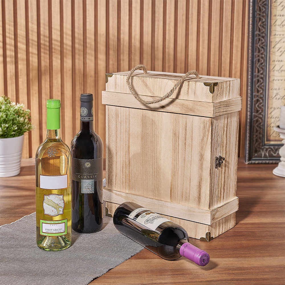 Wooden Box Kosher Wine Trio – how the gift is presented