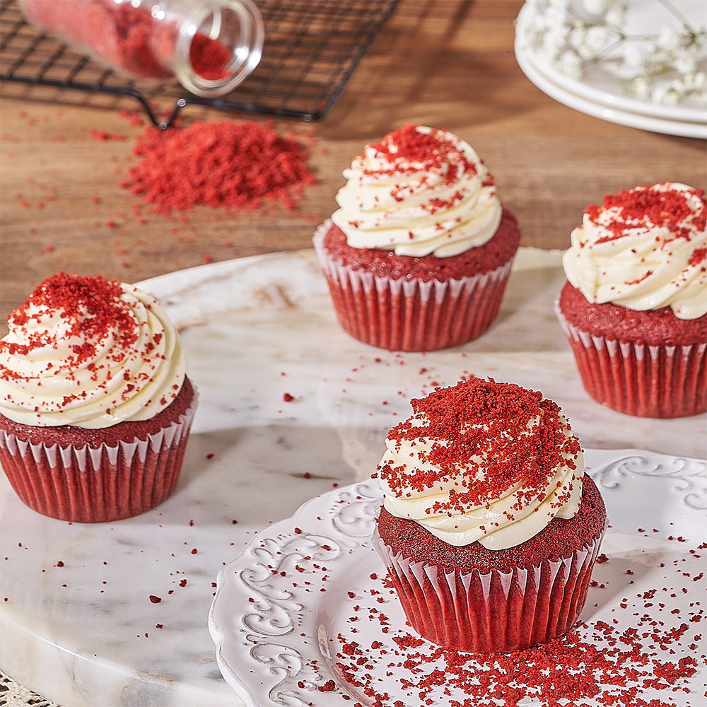 Red Velvet Cupcake Gift Set – how the gift is presented