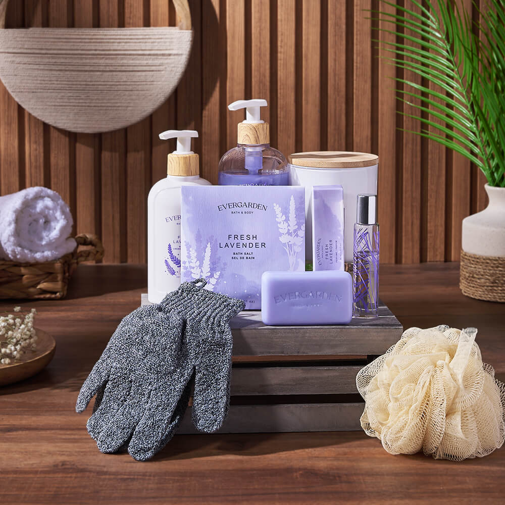 Spa Set in Grey Wooden Crate – how the gift is presented