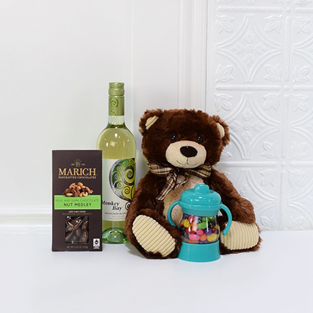 Wine Gift Basket with Sippy Cup – how the gift is presented