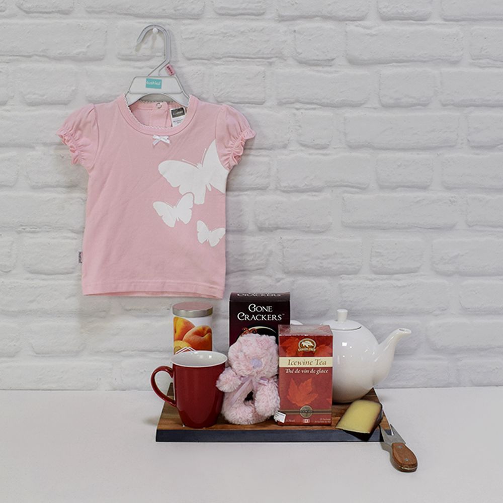 Baby Girl Soft Apparel Basket – how the gift is presented