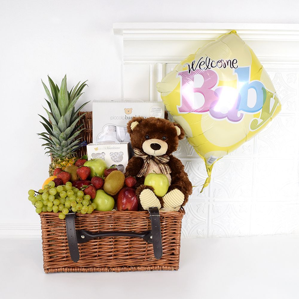 Baby Welcome Basket with Soft Socks – how the gift is presented