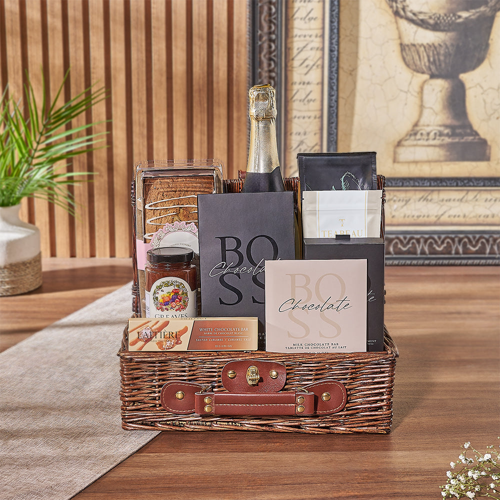 Treat your loved ones to the ultimate snacking experience with our Champagne &amp;amp; Picnic Gift Basket - Hamilton Delivery