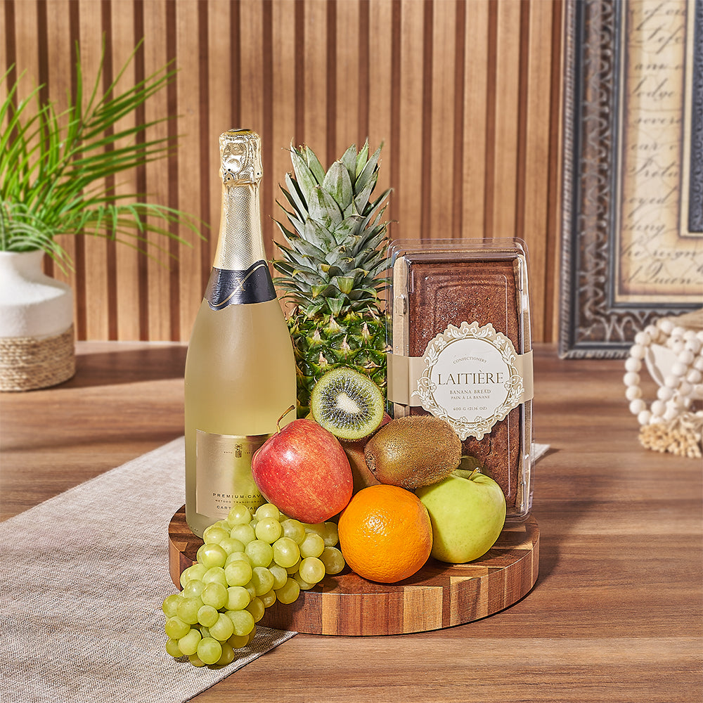 With the Tropical Oasis Gift Set from Hamilton Baskets