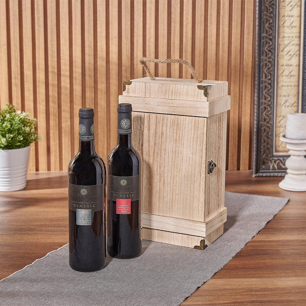 Kosher Wine Wooden Box Gift – how the gift is presented