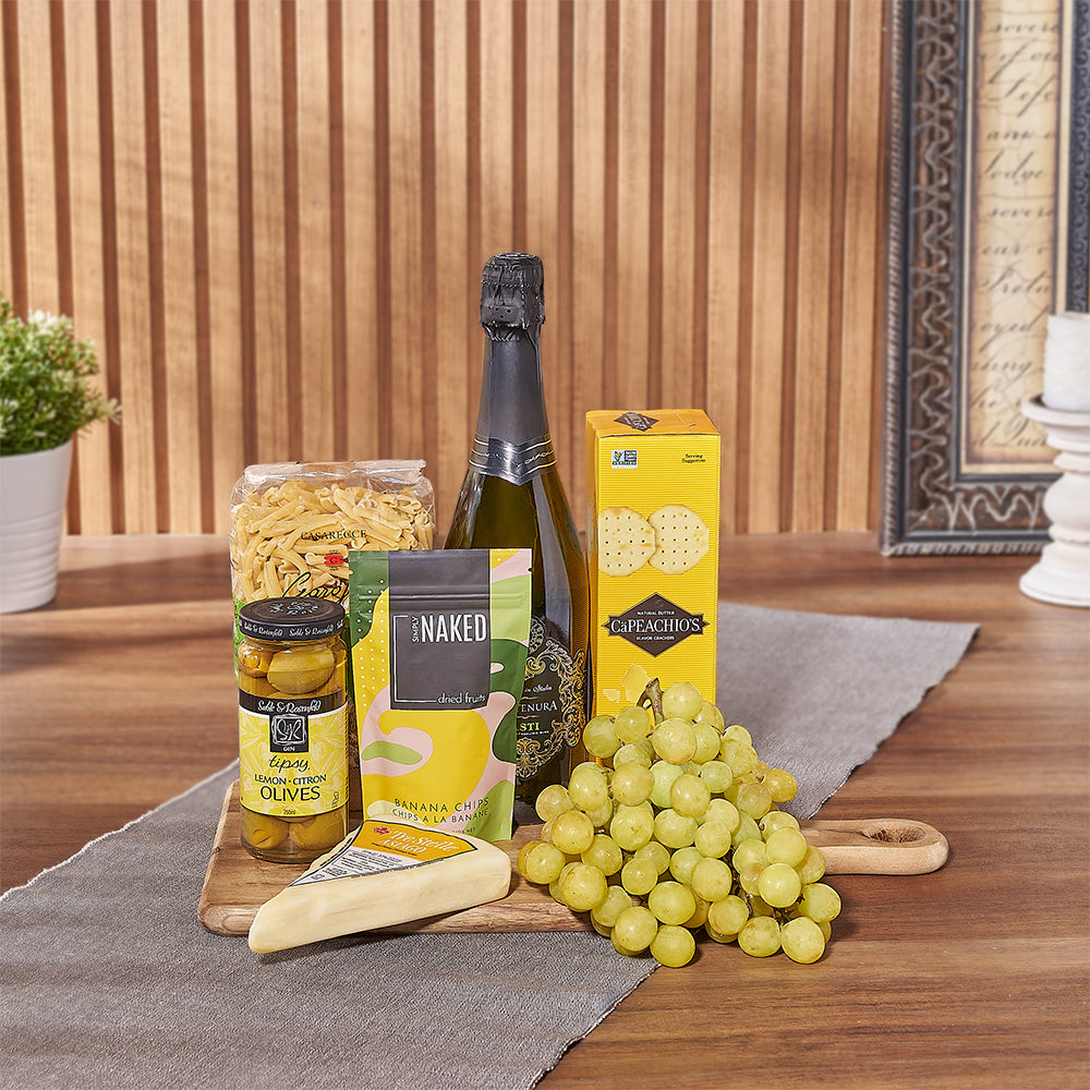 Sparkling Wine Kosher New Year's Basket – how the gift is presented