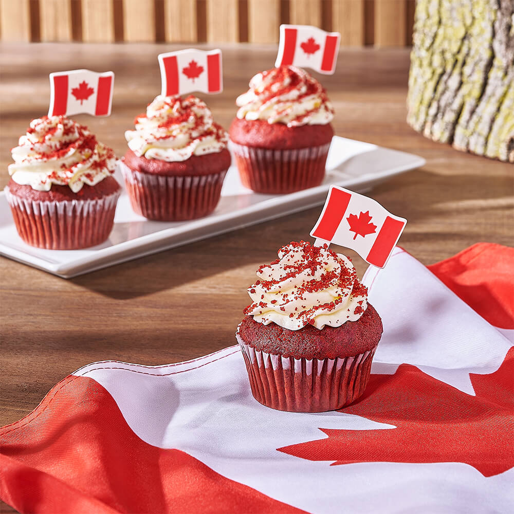 Red Velvet Cupcake Cake Decorated for Canada Day Celebration – how the gift is presented