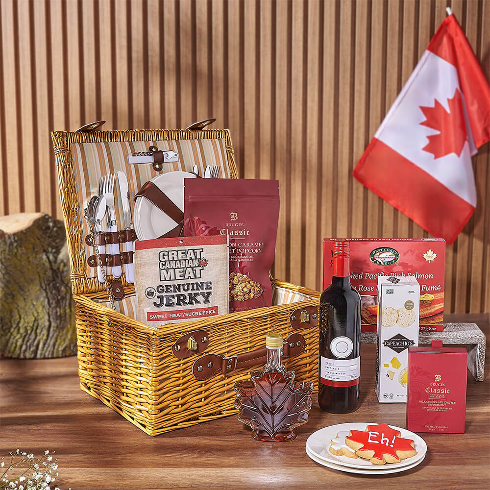 Wine and Smoked Salmon Picnic Basket – how the gift is presented