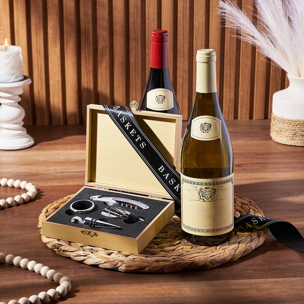 Wine Accessories Wooden Case Gift – how the gift is presented