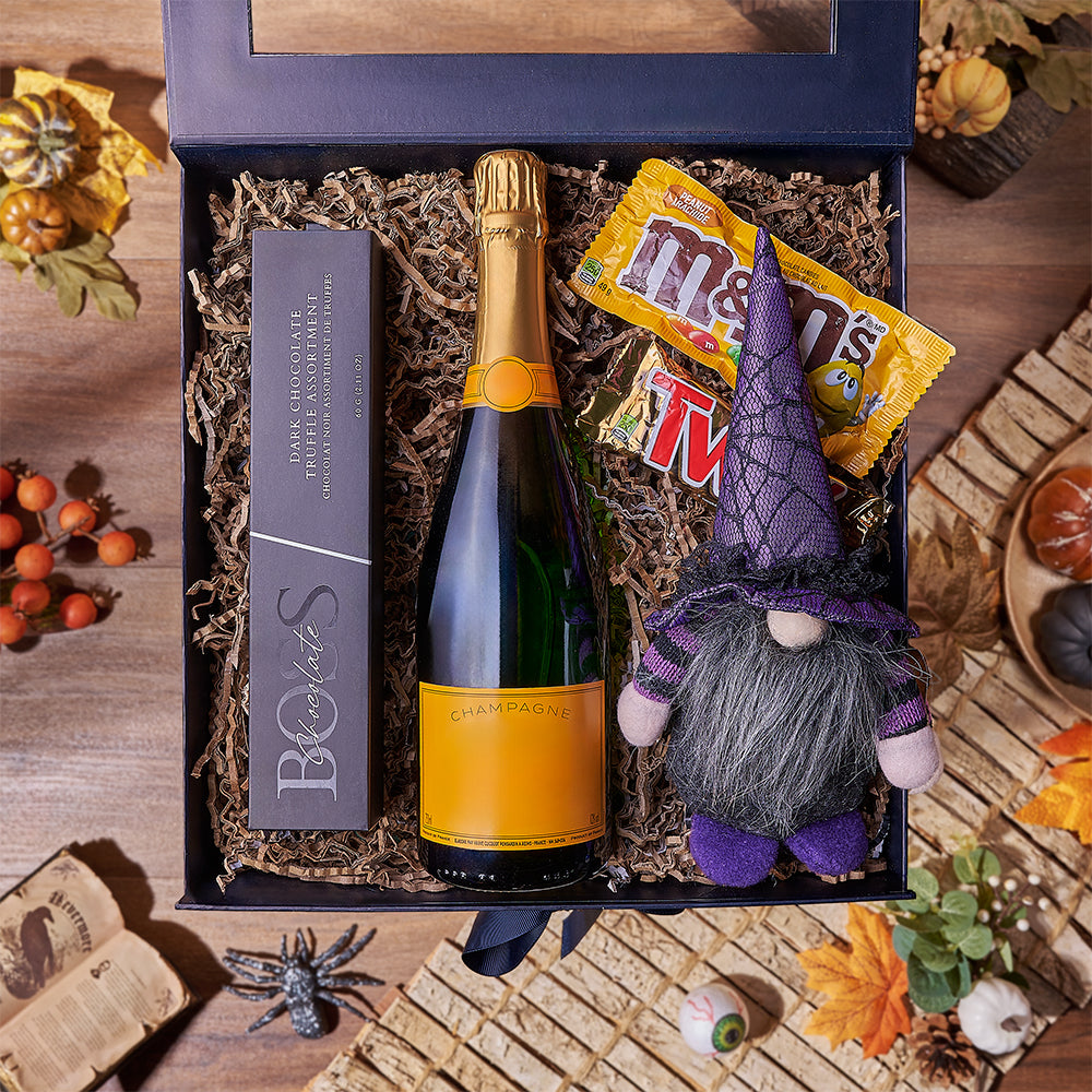 Sparkling Wine with Halloween Sweets – how the gift is presented
