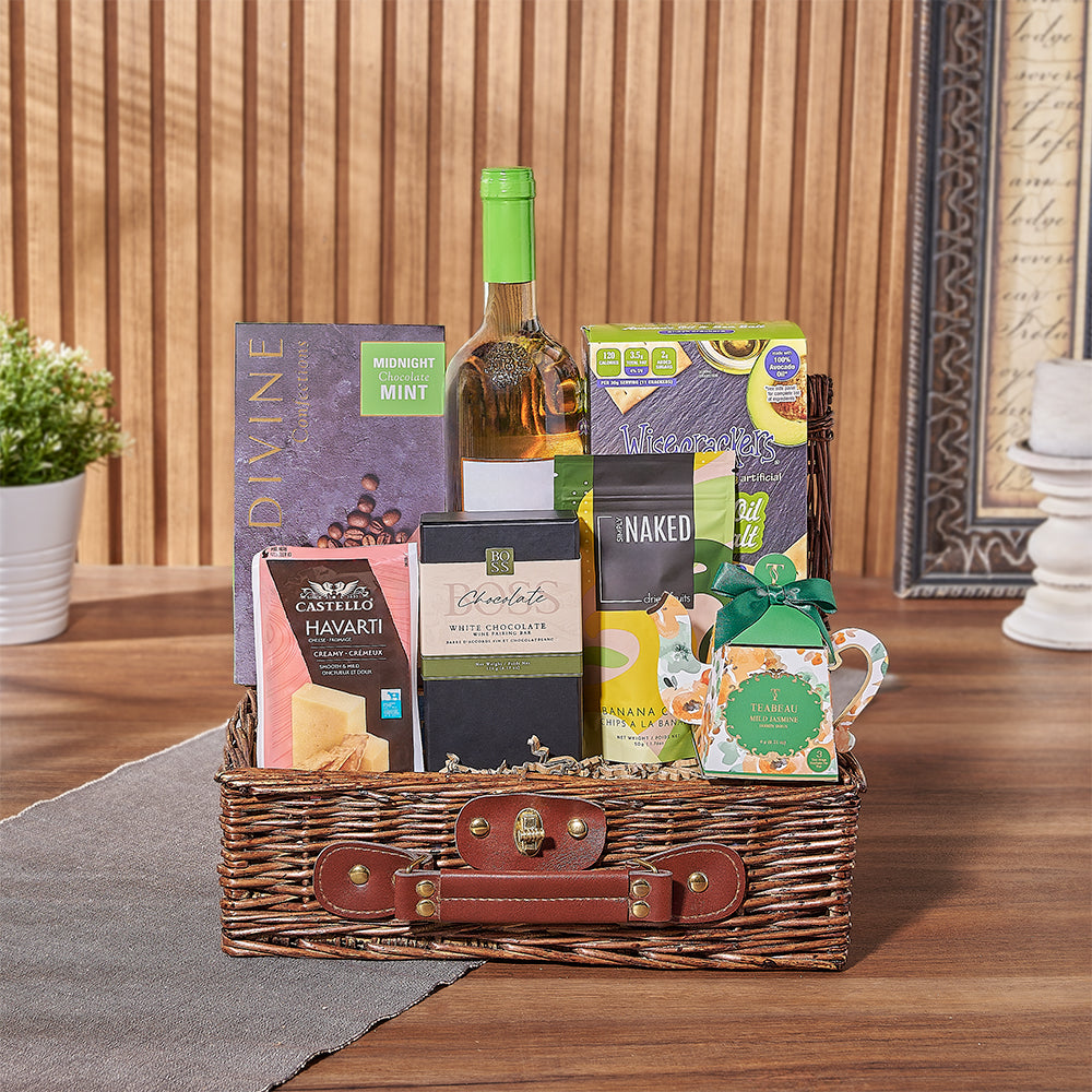 Kosher Wine &amp; Treats Basket
Hamilton Baskets- Hamilton Delivery