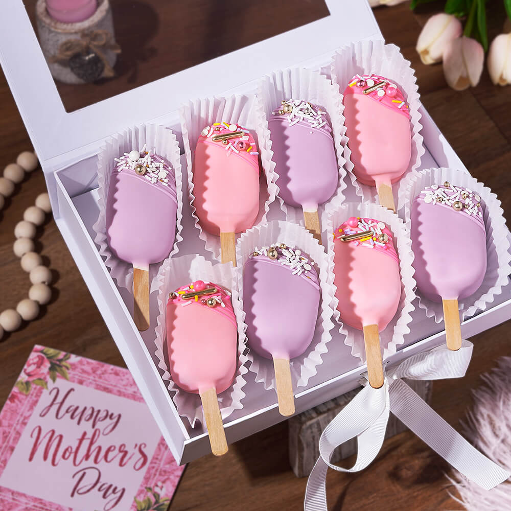 Mother's Day Gift Box with Brownie Cakecicles on Sticks – how the gift is presented