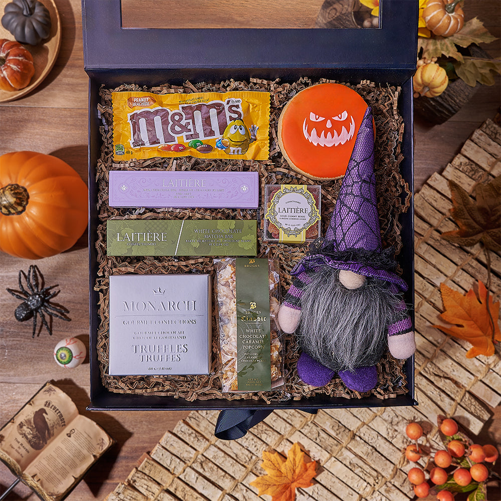 Halloween Plush Wizard and Snack Basket – how the gift is presented