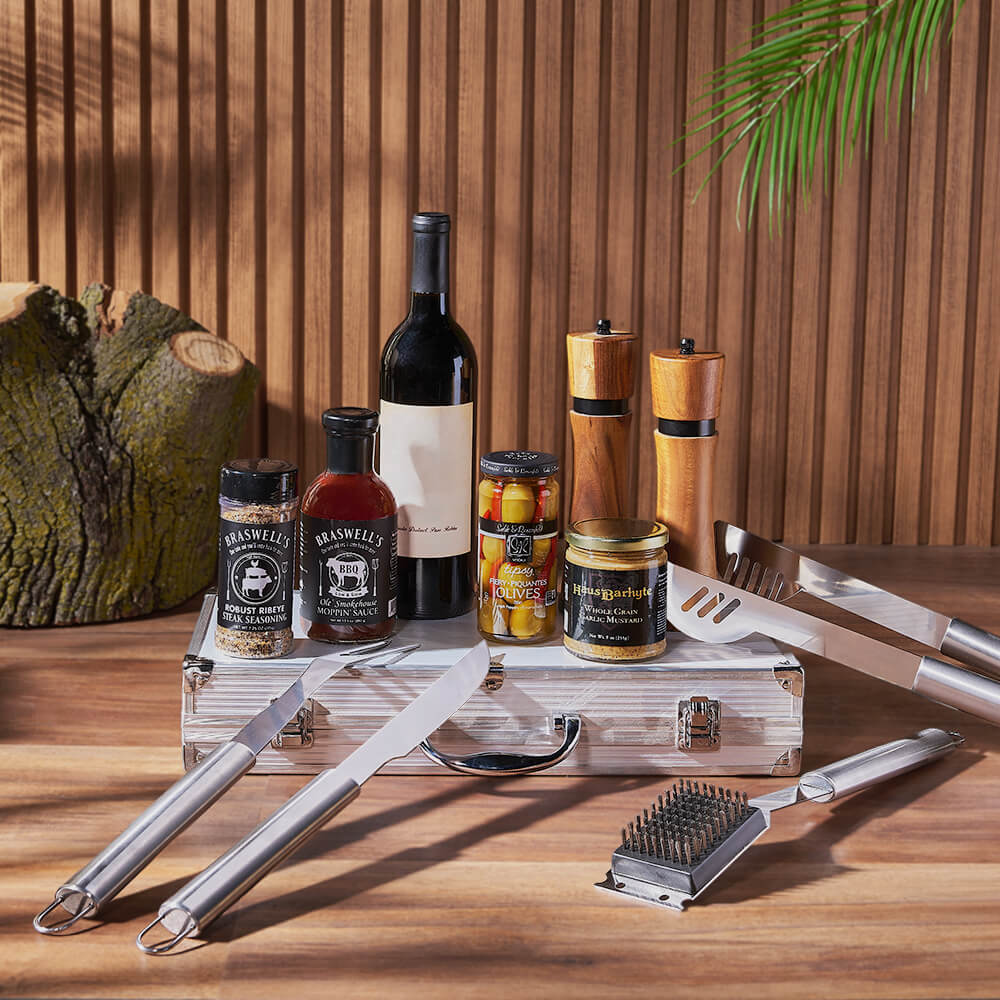Wine Basket with Acacia Wood Mills – how the gift is presented