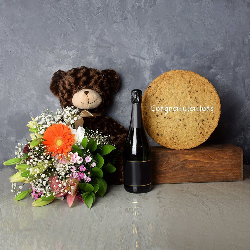 Champagne and Seasonal Flowers Gift – how the gift is presented