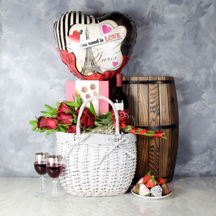 L'Amoreaux Gift Basket from Hamilton Baskets - Wine Gift Basket - Hamilton Delivery.