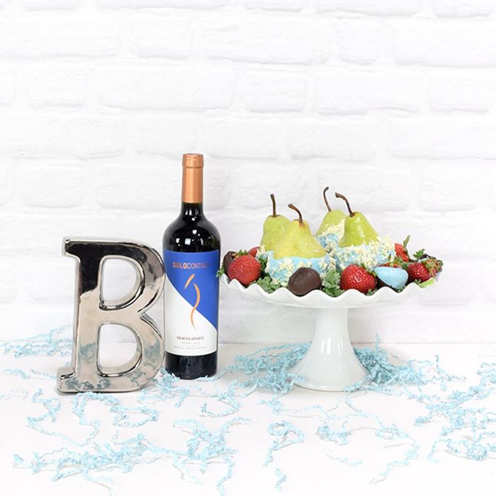 Wine and Fresh Strawberries Gourmet Gift Basket – how the gift is presented